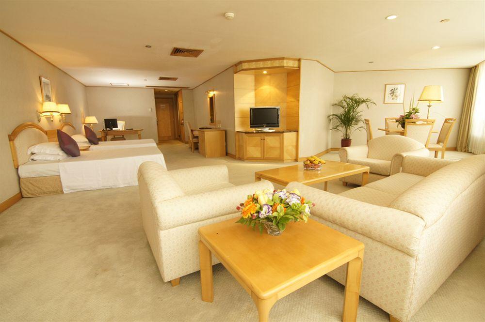 Gangrun Hotel Guangzhou Beijing Road Branch エクステリア 写真